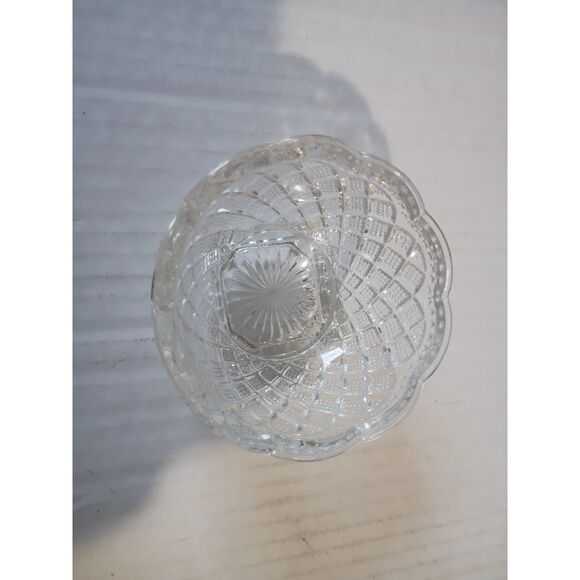 Avon Fostoria Glass Footed Salt Cellar - Picture 4 of 7